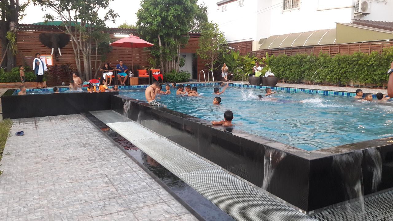 Tawan Anda Garden Hotel Surat Thani Exteriör bild